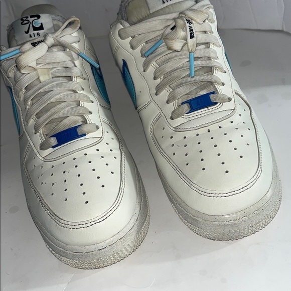 Nike Men's White and Light Blue Sneakers - Picture 2 of 12